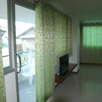 Семейный (Семейный люкс) отеля Baan Manthana Hotel, Hua Hin, Хуахин