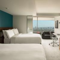 Четырехместный (Номер Andaz с кроватью размера «queen-size» и красивым видом) отеля Andaz West Hollywood-a concept by Hyatt, Лос-Анджелес