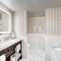 Сьюит (Люкс "Пасифик") курортного отеля L'Auberge Del Mar Resort and Spa, Сан-Диего