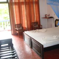 Двухместный (Standard Double Room with Fan & Sea View) отеля Topaz Beach Hotel, Негомбо