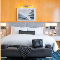 Сьюит (Люкс «Престиж» с кроватью размера «king-size») отеля Sofitel Chicago Magnificent Mile, Чикаго