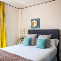 Двухместный (Улучшенный двухместный номер с 1 кроватью) хостела Bastardo Hostel, Мадрид