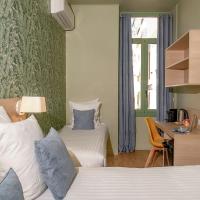 Трехместный (Трехместный номер) отеля Hôtel Du Centre, Ницца