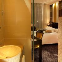 Двухместный (Двухместный номер Trocadéro с 1 кроватью и гидромассажной ванной) отеля Hotel Design Secret de Paris, Париж