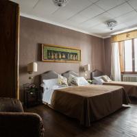 Трехместный (Трехместный номер) отеля Hotel Residenza In Farnese, Рим