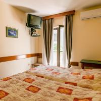 Студио (Номер-студио с балконом) апартаментов Apartments Maslina, Херцег-Нови