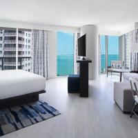 Сьюит (Полулюкс) отеля Hyatt Centric Brickell Miami, Майами