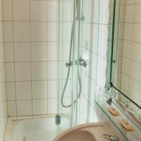 Двухместный (Двухместный номер с 1 кроватью, вид на озеро) отеля Hotel und Restaurant Löwenbräu Köln, Кельн