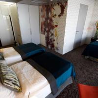 Трехместный (Классический трехместный номер) отеля Sono, Брно