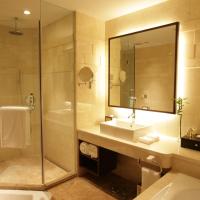 Двухместный (Улучшенный двухместный номер с 1 кроватью) отеля Millennium Wuxi, Уси