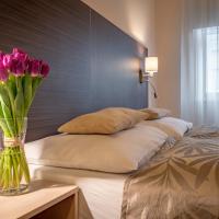 Двухместный (Улучшенный двухместный номер с 1 кроватью или 2 отдельными кроватями) отеля Kampa Garden, Прага