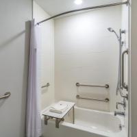 Сьюит (King Suite - Accessible/Non-Smoking) отеля Comfort Inn & Suites Salt Lake City Airport, Солт-Лейк-Сити