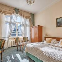 Двухместный (Эксклюзивный двухместный номер с 1 кроватью и видом на город) отеля Romance Puškin, Карловы Вары