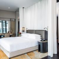 Двухместный (Номер Делюкс с кроватью размера «king-size») отеля Grand Hyatt Abu Dhabi Hotel & Residences Emirates Pearl, Абу-Даби