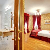 Сьюит (Полулюкс) отеля Hotel Casanova, Венеция