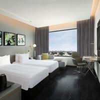 Двухместный (Superior Flexi Room - 24Hrs Check-In And Check Out) отеля Novotel Chennai Chamiers Road, Ченнаи