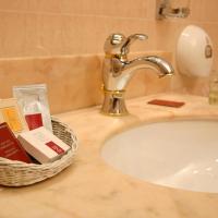 Двухместный (Улучшенный номер "Ротонда") отеля Hotel Paix Republique, Париж