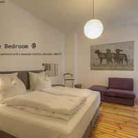 Апартаменты (Апартаменты с 2 спальнями, отдельной кухней и лифтом (80 кв. м)) апартаментов Raja Jooseppi, Берлин