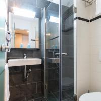 Двухместный (Двухместный номер «Комфорт» с 2 отдельными кроватями) отеля Bastion Hotel Zaandam, Амстердам