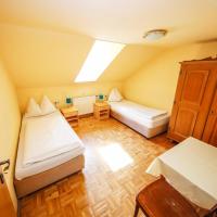 Семейный (Семейный номер) отеля Hotel Garni Lehenerhof, Зальцбург