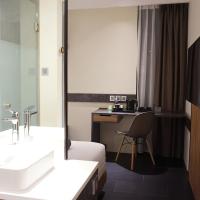 Одноместный (Улучшенный одноместный номер) отеля Erian Hotel, Джакарта