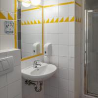 Четырехместный (Четырехместный номер с собственной ванной комнатой) хостела Vienna Hostel Ruthensteiner, Вена