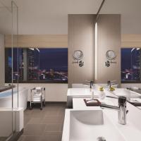 Сьюит (Представительский угловой люкс) отеля Vdara Hotel & Spa at ARIA Las Vegas, Лас-Вегас