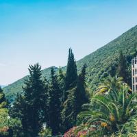 Сьюит (Полулюкс с видом на сад) отеля Iberostar Herceg Novi, Херцег-Нови