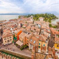 Апартаменты (Апартаменты в пентхаусе) апартаментов Aurora Sirmione Appartamenti, Сирмионе