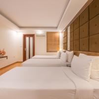 Четырехместный (Улучшенный четырехместный номер) отеля Rising Dragon Villa Hotel, Ханой