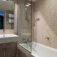 Двухместный (Улучшенный двухместный номер с 1 кроватью) отеля Hôtel Aston, Париж