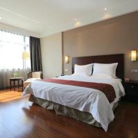 Двухместный (Deluxe King Bed Smoking Room) отеля Ramada Suzhou Luzhi, Сучжоу