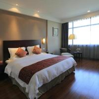 Двухместный (Garden View King Bed  Smoking) отеля Ramada Suzhou Luzhi, Сучжоу