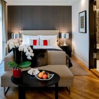 Трехместный (Номер Делюкс "Boutique") отеля Hotel Schweizerhof Bern & THE SPA, Берн