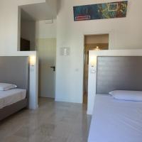 Семейный (Cемейный номер с собственной ванной комнатой) хостела New Generation Hostel Santa Maria Maggiore, Рим