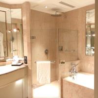 Двухместный (Роскошный номер с 2 односпальными кроватями) отеля Taj Lands End, Мумбай