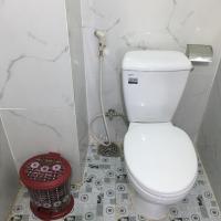 Двухместный (Большой двухместный номер с 1 кроватью) отеля Khách sạn Ngọc Quỳnh, Лаги