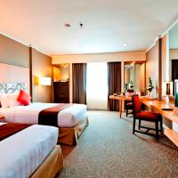 Двухместный (Улучшенный двухместный номер с 1 кроватью или 2 отдельными кроватями, вид на город) отеля Royal Princess Larn Luang, Бангкок