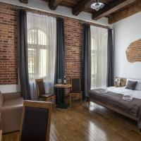 Трехместный (Трехместный номер) апарт-отеля Aparthotel Pergamin, Краков