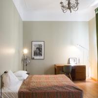 Сьюит (Семейный люкс (для 4 взрослых)) отеля Art Nouveau Hotel am Kurfürstendamm, Берлин