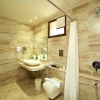 Сьюит (Superior beach facing suite) курортного отеля Uday Samudra Leisure Beach Hotel & Spa, Ковалам