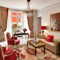 Сьюит (Суперлюкс с видом на авеню) отеля Hotel Plaza Athenee Paris, Париж