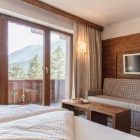 Двухместный (Улучшенный двухместный номер с 1 кроватью) отеля Ferienhotel Aussicht, Майрхофен