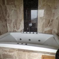 Студио (Номер-студио с видом на море) апарт-отеля Westbury Residence, Паттайя