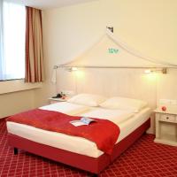 Трехместный (Стандартный двухместный номер с 1 кроватью и дополнительной кроватью) отеля Mercure Hotel Chateau Berlin am Kurfürstendamm, Берлин