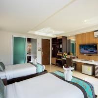 Двухместный (Улучшенный двухместный номер с 2 отдельными кроватями) отеля The Nice Krabi Hotel, Краби