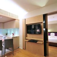 Сьюит (Улучшенный люкс с 1 спальней) отеля Arcadia Suites Ploenchit Sukhumvit by Compass Hospitality, Бангкок