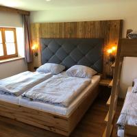 Четырехместный (Четырехместный номер) отеля Berggasthof Obere Firstalm, Мюнхен