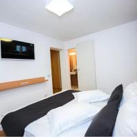 Апартаменты (One Bedroom Apartment - Poiana Narciselor, No. 8) апартаментов Bucharest Elite Apartments, Бухарест