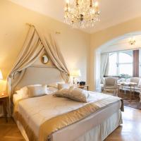 Сьюит (Люкс) отеля Hotel Schloss Mönchstein, Зальцбург